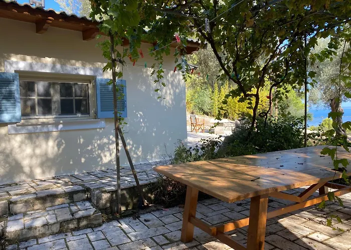 Дом отдыха Olive Grove - Excellent View Frinion